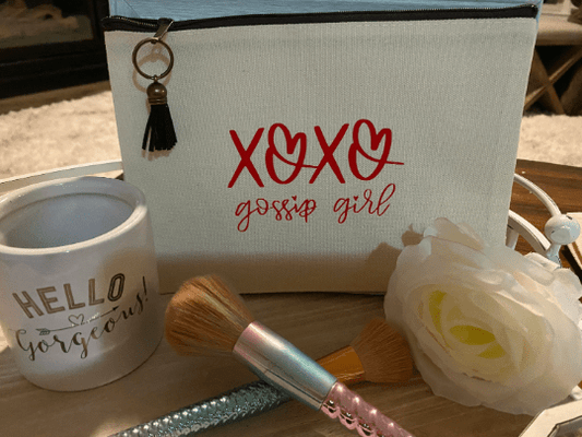 XOXO Gossip Girl Makeup Bag